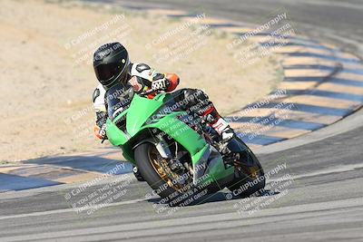 media/Dec-01-2025-Moto Forza (Mon) [[2daa91e15f]]/2-Intermediate Group/Session 2 (Turns 9 and 10)/